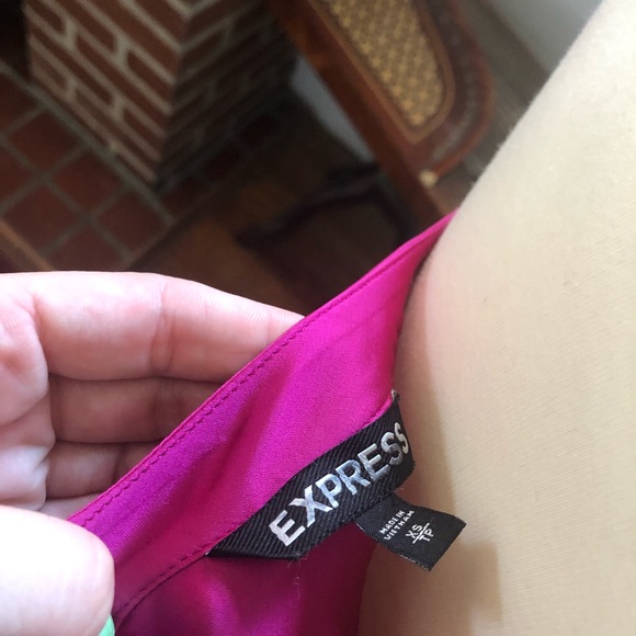 🖤🖤Magenta Express Racerback Top - Picture 5 of 5